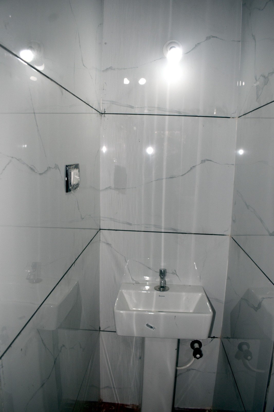 Image hover effect image